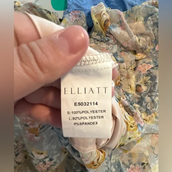 Floral Maxi Dress - Picture 4 of 5